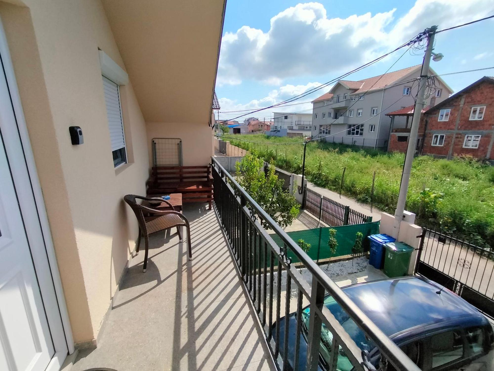 A1 - Airport Belgrade Apartment Екстер'єр фото